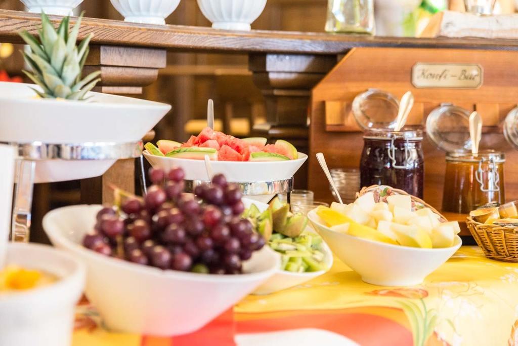 Metzgerei Gasthof Oberhauser - Hotel Zur Post Эглинг Экстерьер фото