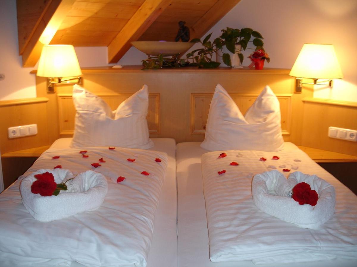 Metzgerei Gasthof Oberhauser - Hotel Zur Post Эглинг Экстерьер фото